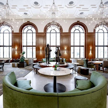 Hotel Fort Des Moines, Curio Collection By Hilton Bagian luar foto